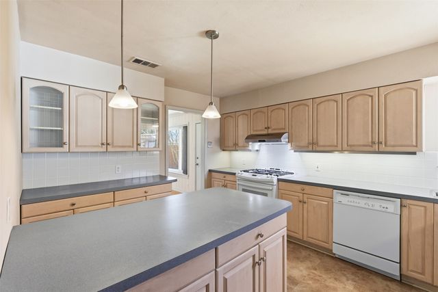 543 Aqua Drive, Dallas, TX 75218