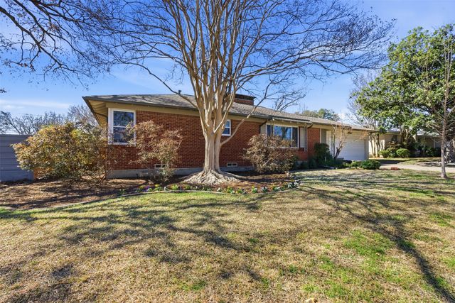 543 Aqua Drive, Dallas, TX 75218