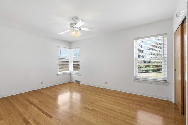 543 Aqua Drive, Dallas, TX 75218