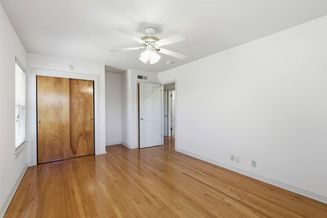 543 Aqua Drive, Dallas, TX 75218