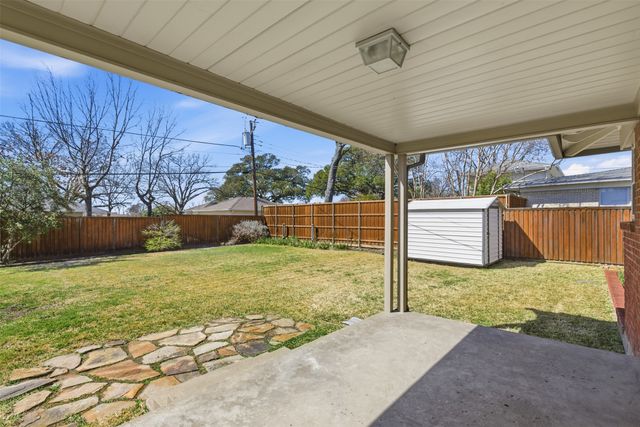 543 Aqua Drive, Dallas, TX 75218