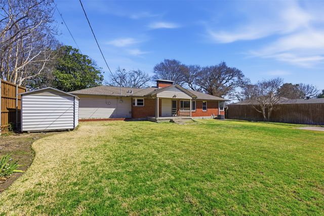 543 Aqua Drive, Dallas, TX 75218