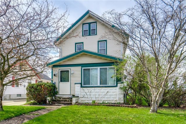 2642 6th Street, Cuyahoga Falls, OH 44221