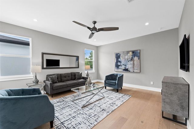 726 GOLFVIEW STREET, Orlando, FL 32804