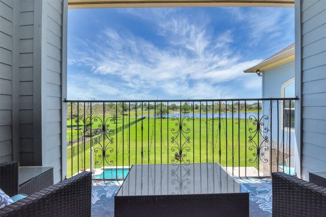 19715 Lake Stone Court, Tomball, TX 77377