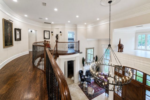 200 Compton Court, Colleyville, TX 76034