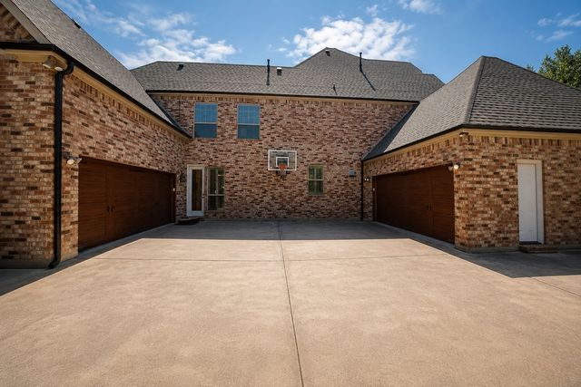 200 Compton Court, Colleyville, TX 76034