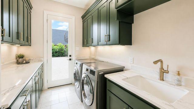 200 Compton Court, Colleyville, TX 76034