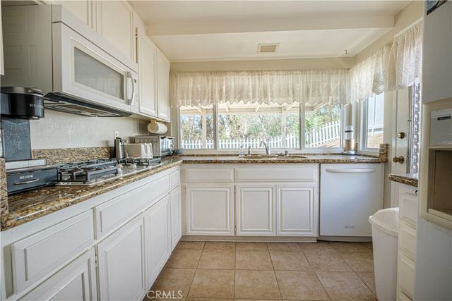 9960 Waldgrove Place, San Diego, CA 92131