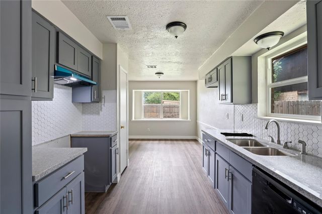 15050 Blueridge Road, Missouri City, TX 77489