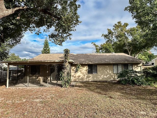 2884 CINNAMON BEAR TRAIL, Palm Harbor, FL 34684
