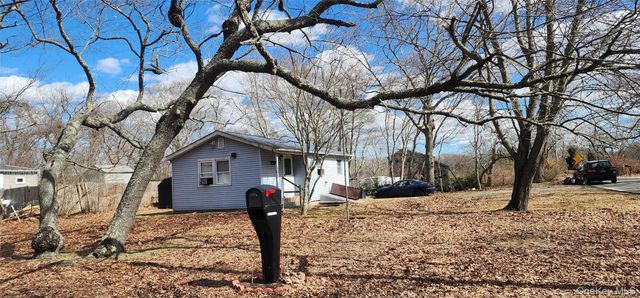 3 Rutland Road, Mastic, NY 11950