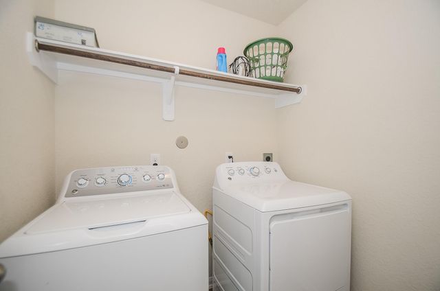 3027 Narrow Stream Way, Katy, TX 77493