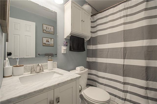 14700 E 39th Terrace, Independence, MO 64055
