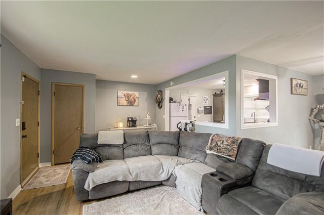 14700 E 39th Terrace, Independence, MO 64055