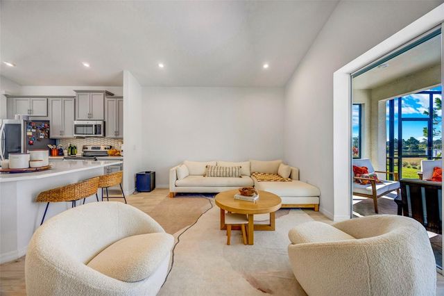 33995 ASTORIA CIRCLE, Wesley Chapel, FL 33545