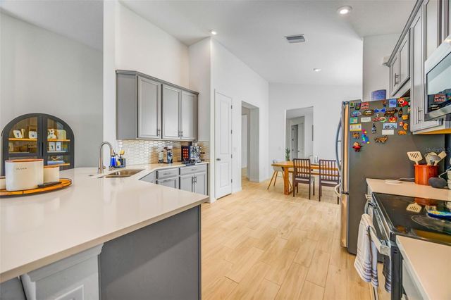 33995 ASTORIA CIRCLE, Wesley Chapel, FL 33545