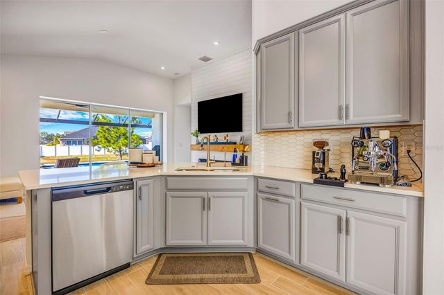 33995 ASTORIA CIRCLE, Wesley Chapel, FL 33545