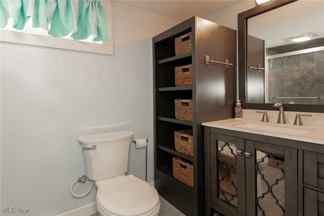 518 E 305th Street, Willowick, OH 44095