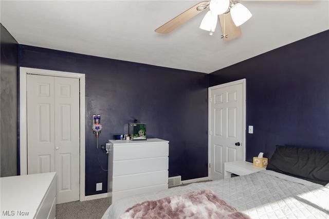 518 E 305th Street, Willowick, OH 44095