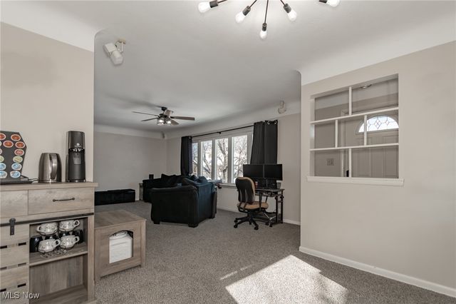 518 E 305th Street, Willowick, OH 44095