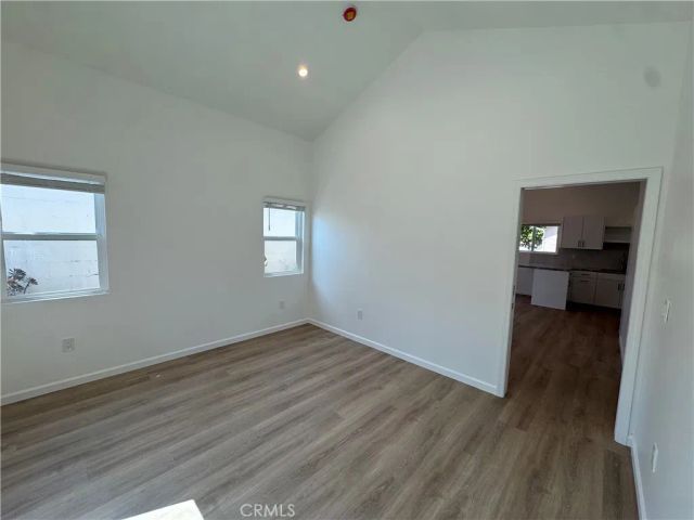 5032 Serrania Avenue, Woodland Hills, CA 91364