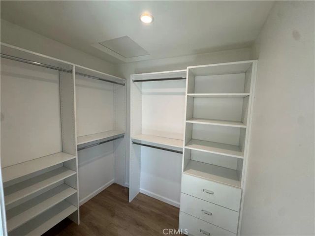 5032 Serrania Avenue, Woodland Hills, CA 91364