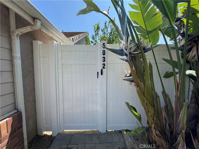 5032 Serrania Avenue, Woodland Hills, CA 91364
