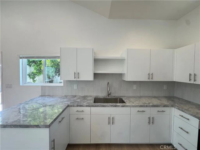 5032 Serrania Avenue, Woodland Hills, CA 91364