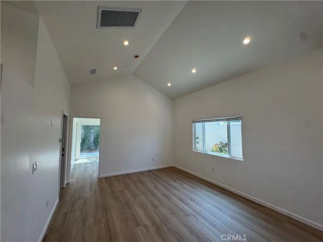 5032 Serrania Avenue, Woodland Hills, CA 91364
