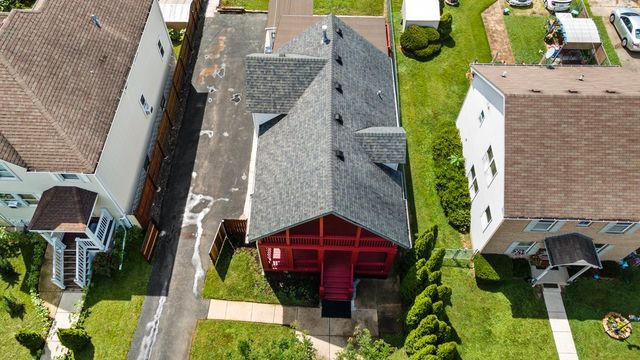 234 S 12th Avenue, Maywood, IL 60153