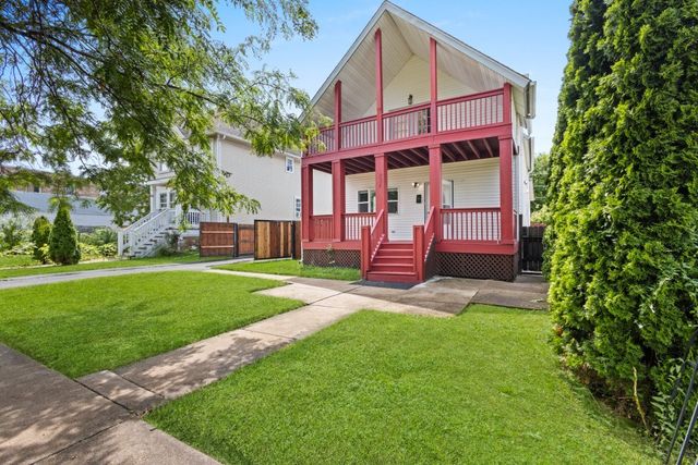 234 S 12th Avenue, Maywood, IL 60153