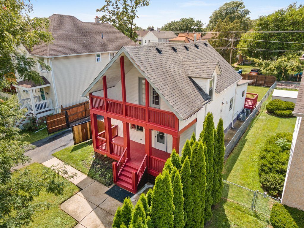 234 S 12th Avenue, Maywood, IL 60153