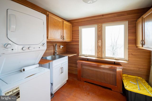 722 WOLF AVE, Easton, PA 18042