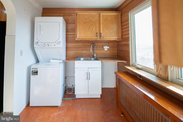 722 WOLF AVE, Easton, PA 18042