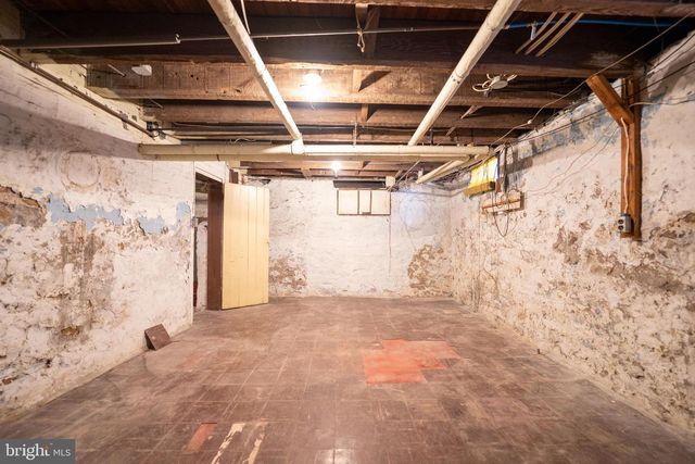 722 WOLF AVE, Easton, PA 18042