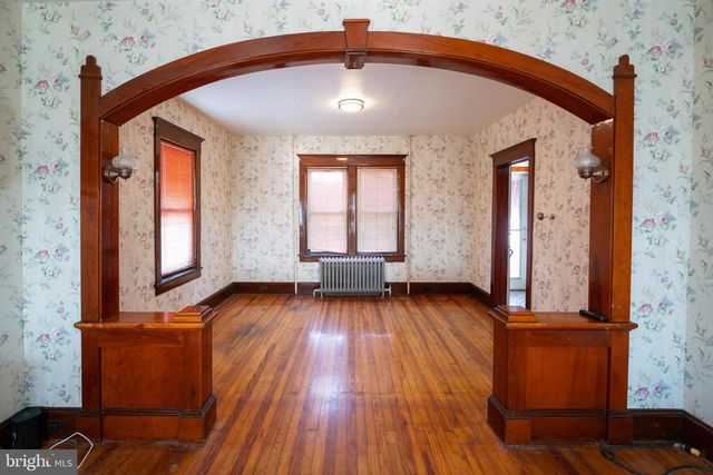 722 WOLF AVE, Easton, PA 18042