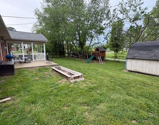 345 Harrodswood Road, Frankfort, KY 40601