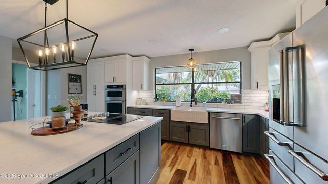 536 Southern Hills Court, Melbourne, FL 32940