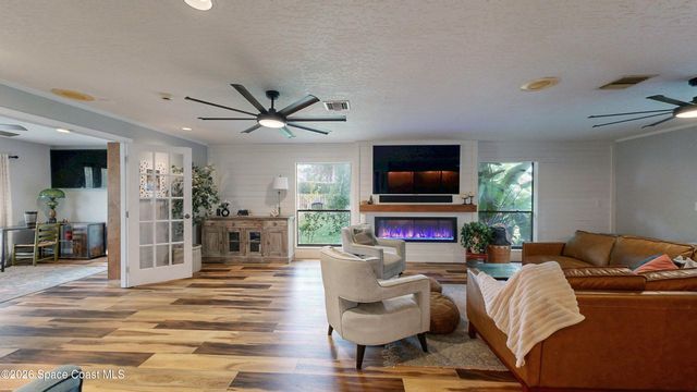 536 Southern Hills Court, Melbourne, FL 32940