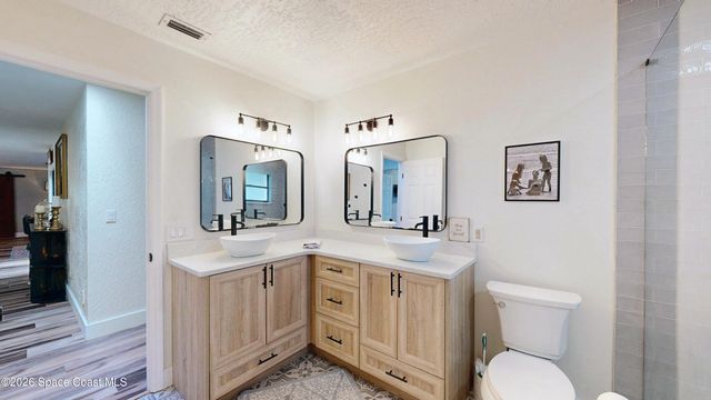 536 Southern Hills Court, Melbourne, FL 32940