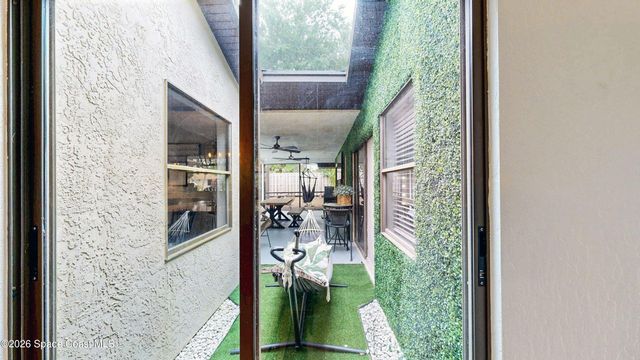 536 Southern Hills Court, Melbourne, FL 32940