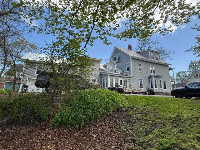373 Spring Street, St. Johnsbury, VT 05819