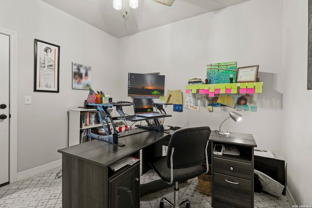 1401 Hartfield Rd, Seguin, TX 78155