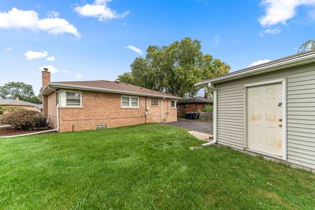 913 E 162nd Place, South Holland, IL 60473
