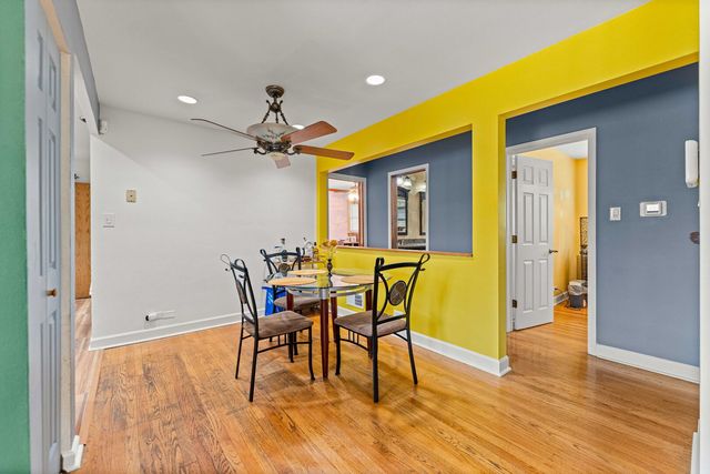 913 E 162nd Place, South Holland, IL 60473