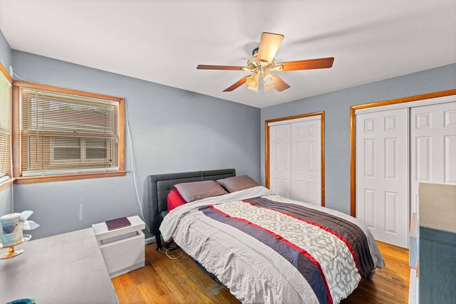 913 E 162nd Place, South Holland, IL 60473