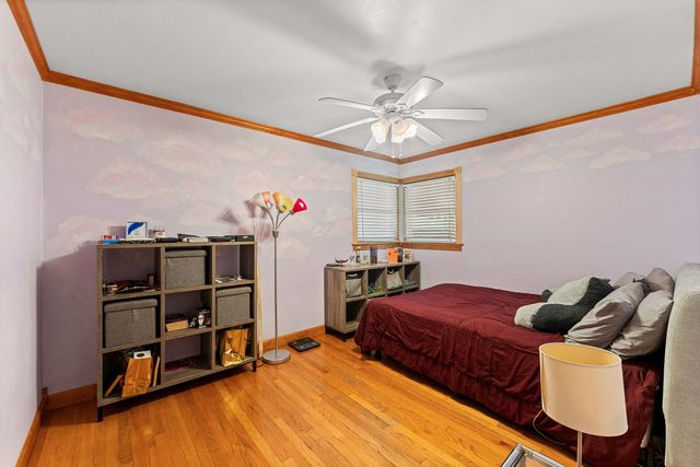 913 E 162nd Place, South Holland, IL 60473