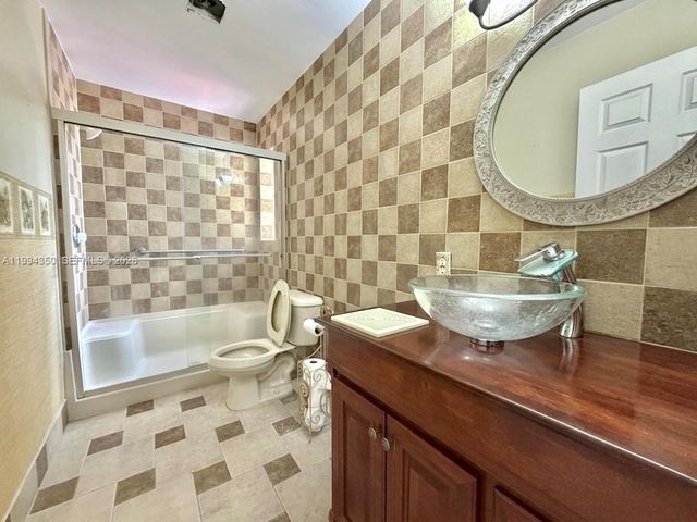 15651 NW 14th Court, Pembroke Pines, FL 33028