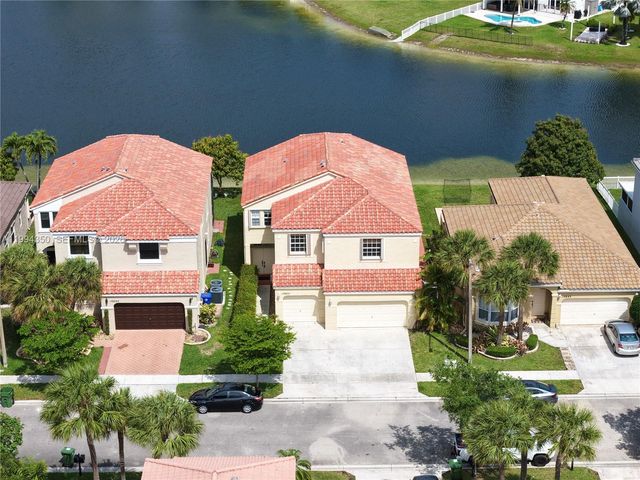 15651 NW 14th Court, Pembroke Pines, FL 33028
